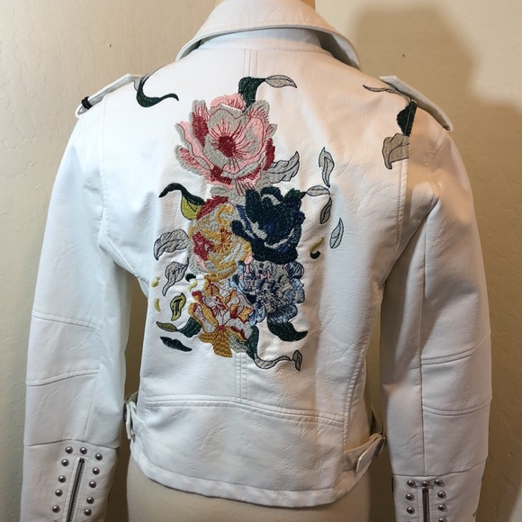 NWT Blanknyc White Embroider Leather Jacket Size M - Picture 2 of 14